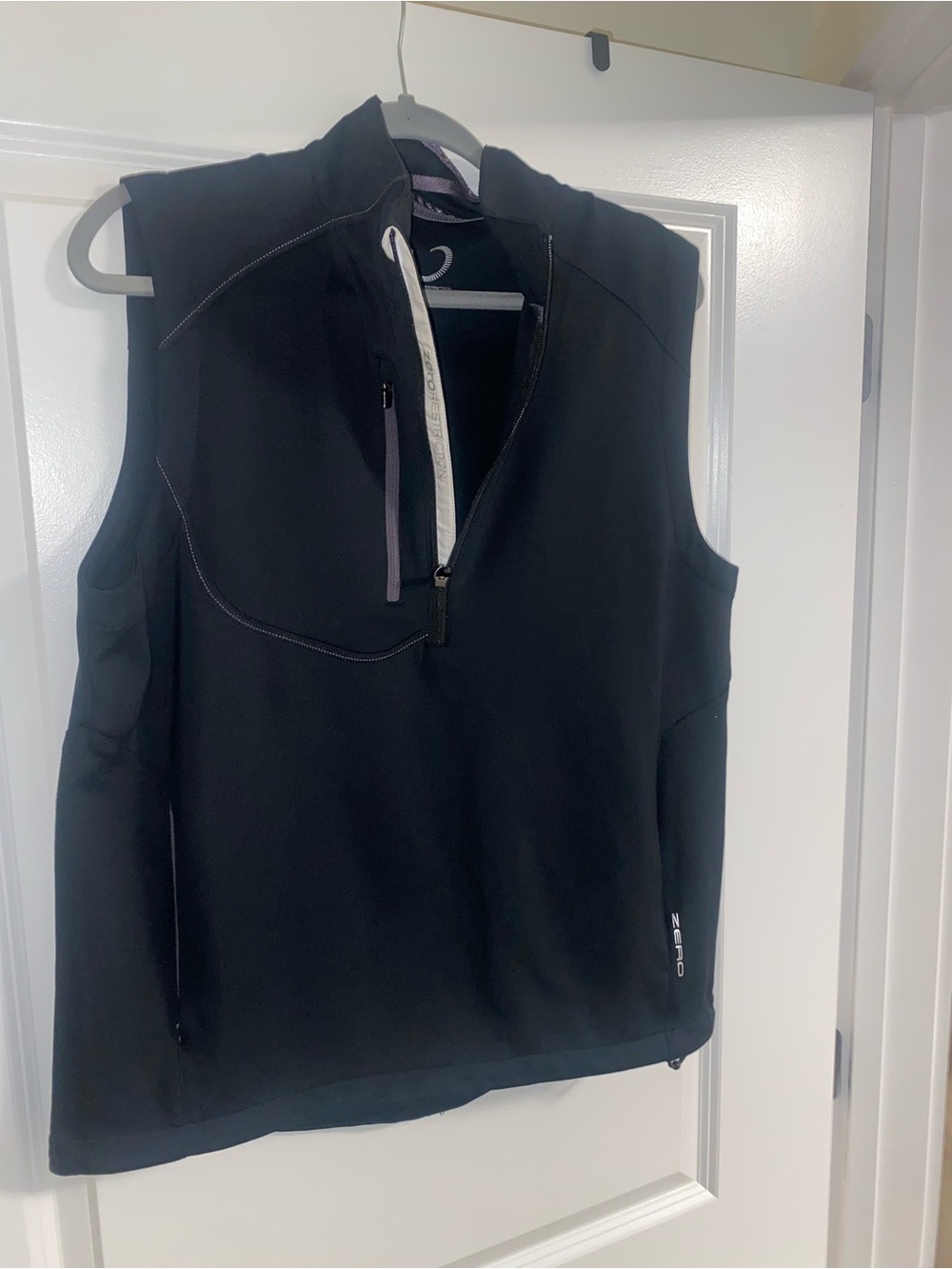 Zero Restriction Golf Vest - Medium